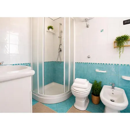 1 Bedroom Stunning In Marina Prázdninový dům Nicotera